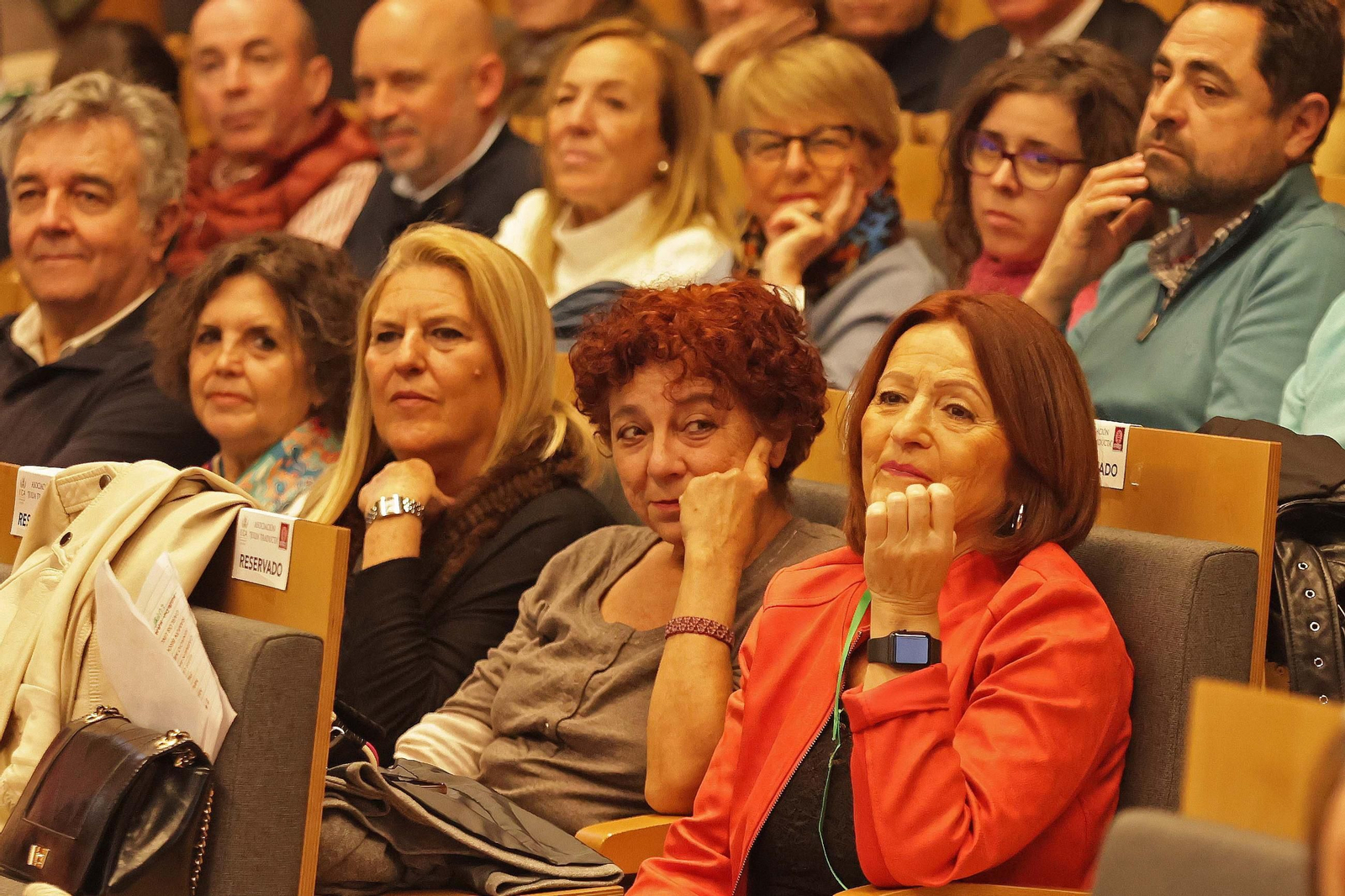 La clase magistral de Asier Unciti-Broceta en el Aula Universitaria de Mayores de la UCA, en imágenes