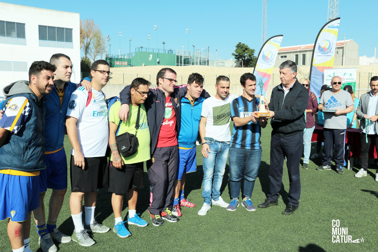 Un momento de la ceremonia de entrega de premios del torneo.