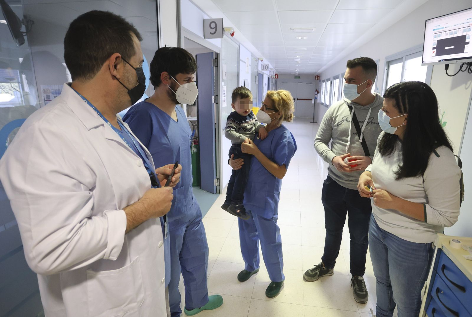 Las fotos de Pablo, el niño de Burgos que salvó su vida gracias a profesionales del Materno de Málaga