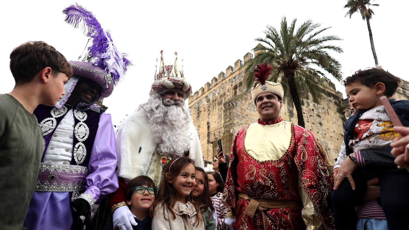 Coronación de los Reyes Magos de Jerez en el Alcázar