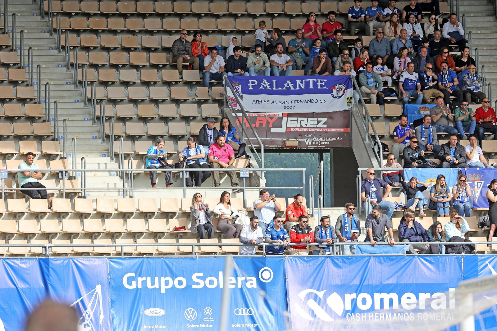 Búscate en el Xerez DFC contra San Fernando CD en Chapín