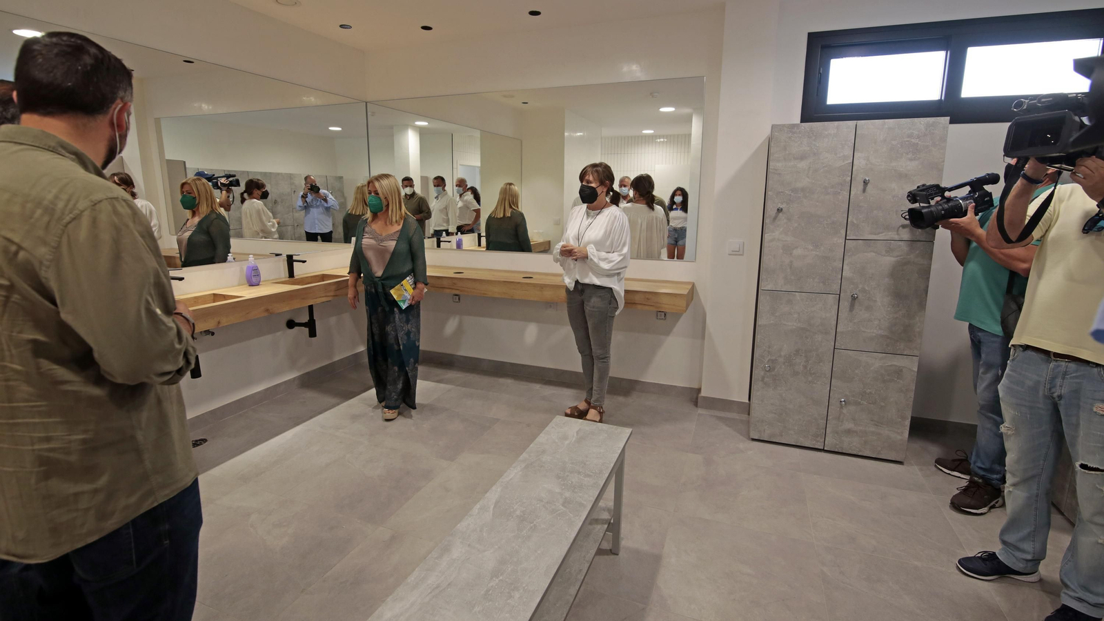 Alcaldesa visita Arena Fitness y Arena Village