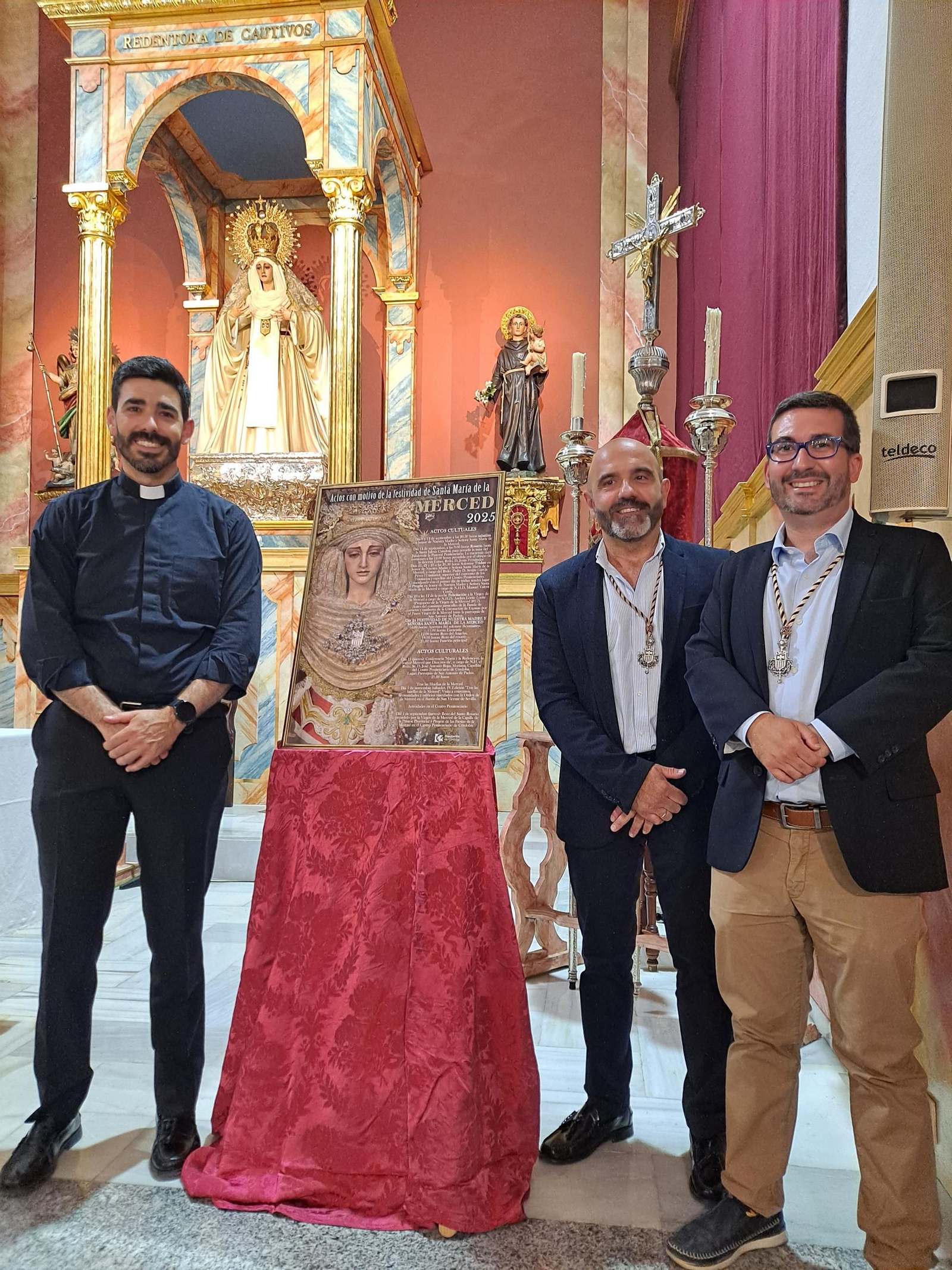 Presentación del cartel anunciador de los actos en honor a la Virgen de la Merced.