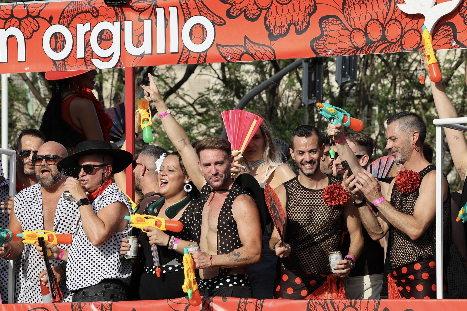 Las fotos de la cabalgata del Orgullo LGTBIQ+ en Sevilla