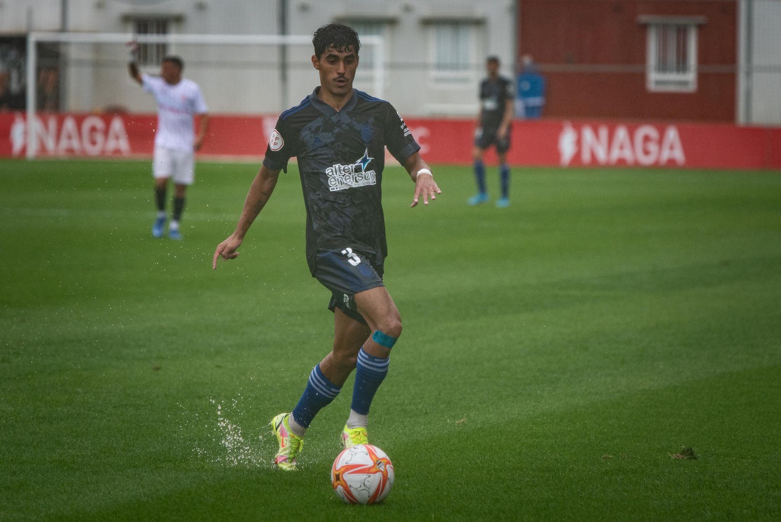 El puntaumbrieño Pata está cada vez más asentando en el once del Recreativo