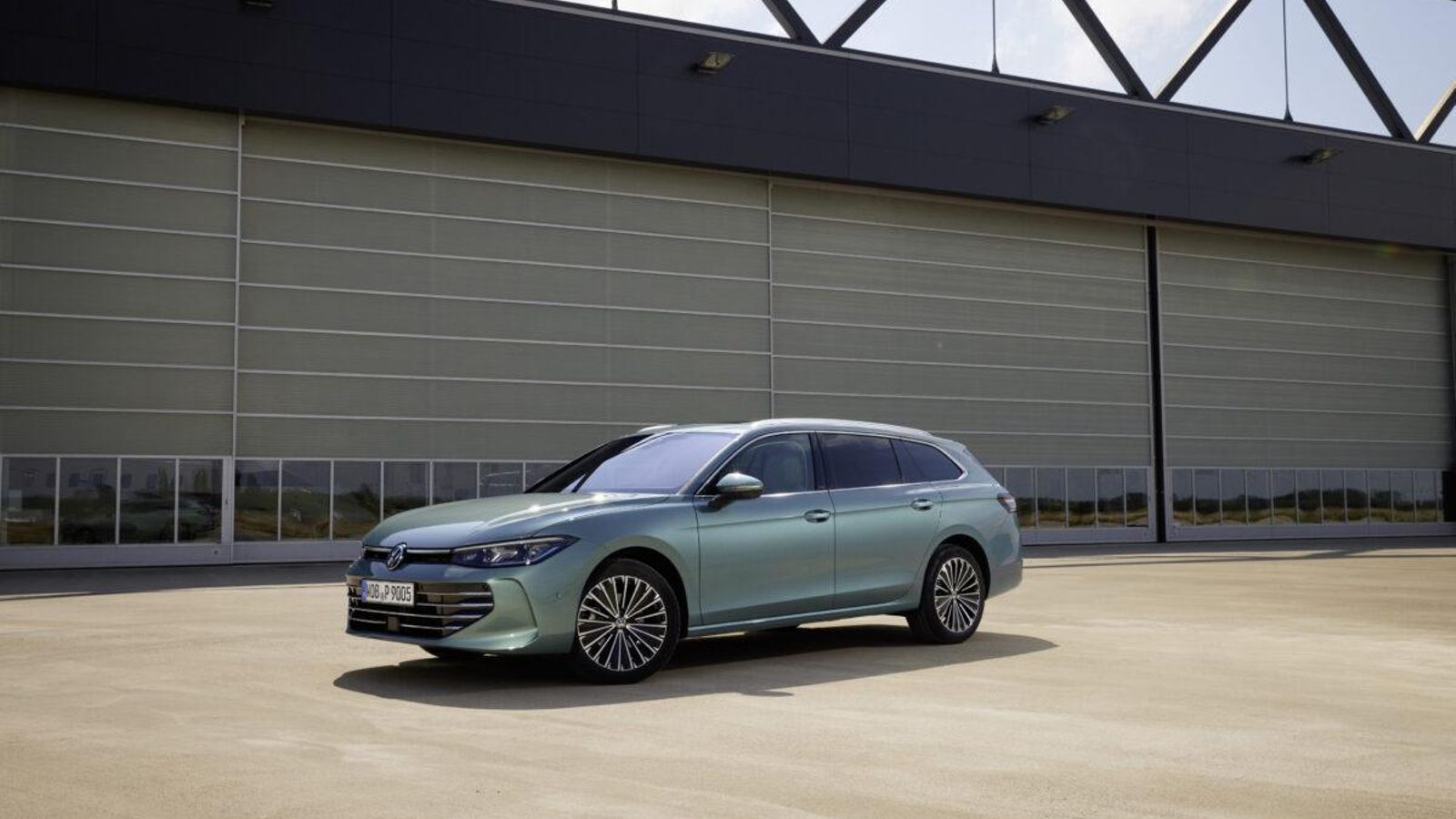 El gran cambio de esta generación es que el Passat ya sólo dispondrá de la carrocería familiar.