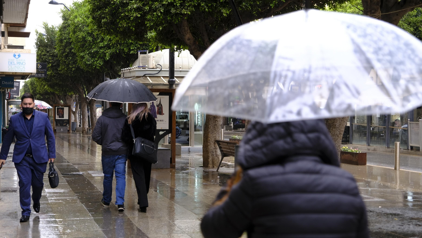Fotogalería de la lluvia en Almería.