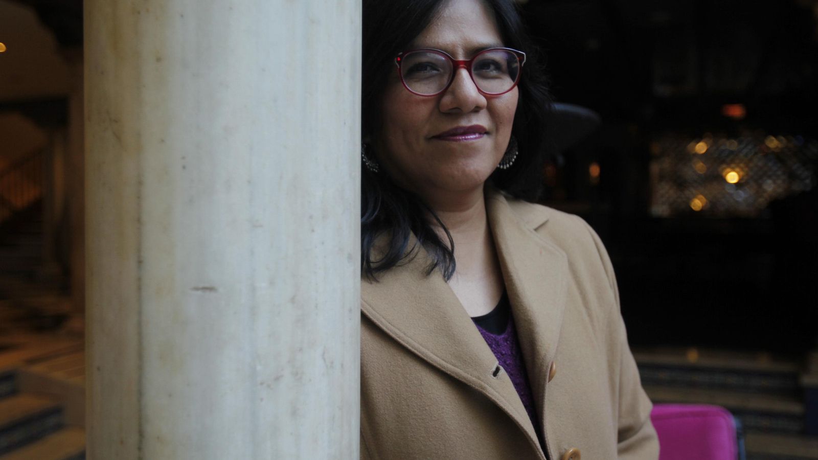 La escritora mexicana, después de la entrevista.