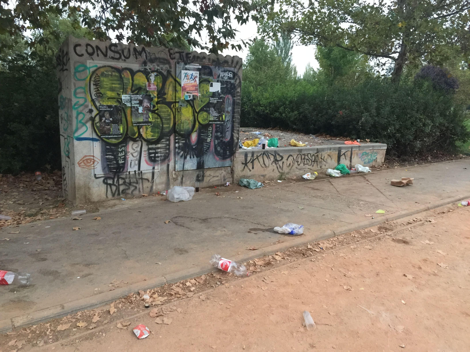 El Parque Periodista Tico Medina, nuevo lugar de botellón en Granada