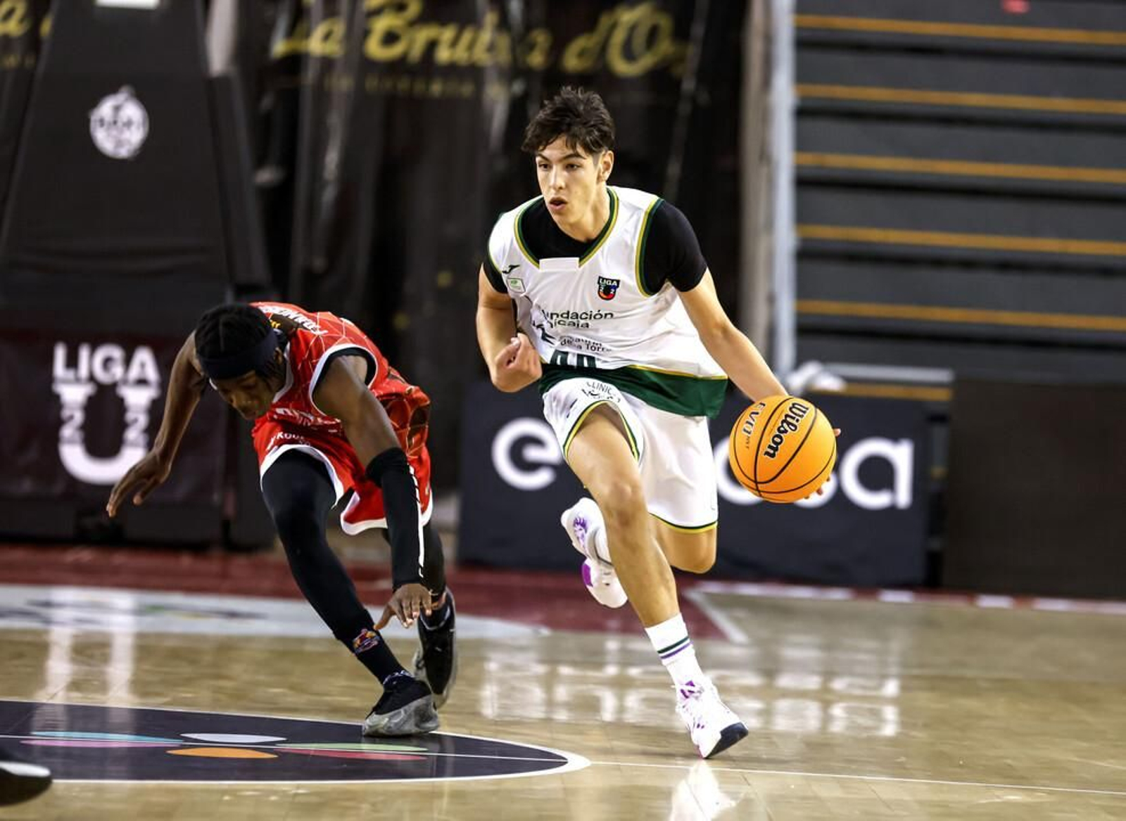 Liga U22: El Unicaja rozó la épica en Manresa con Moller y Butajevas descomunales