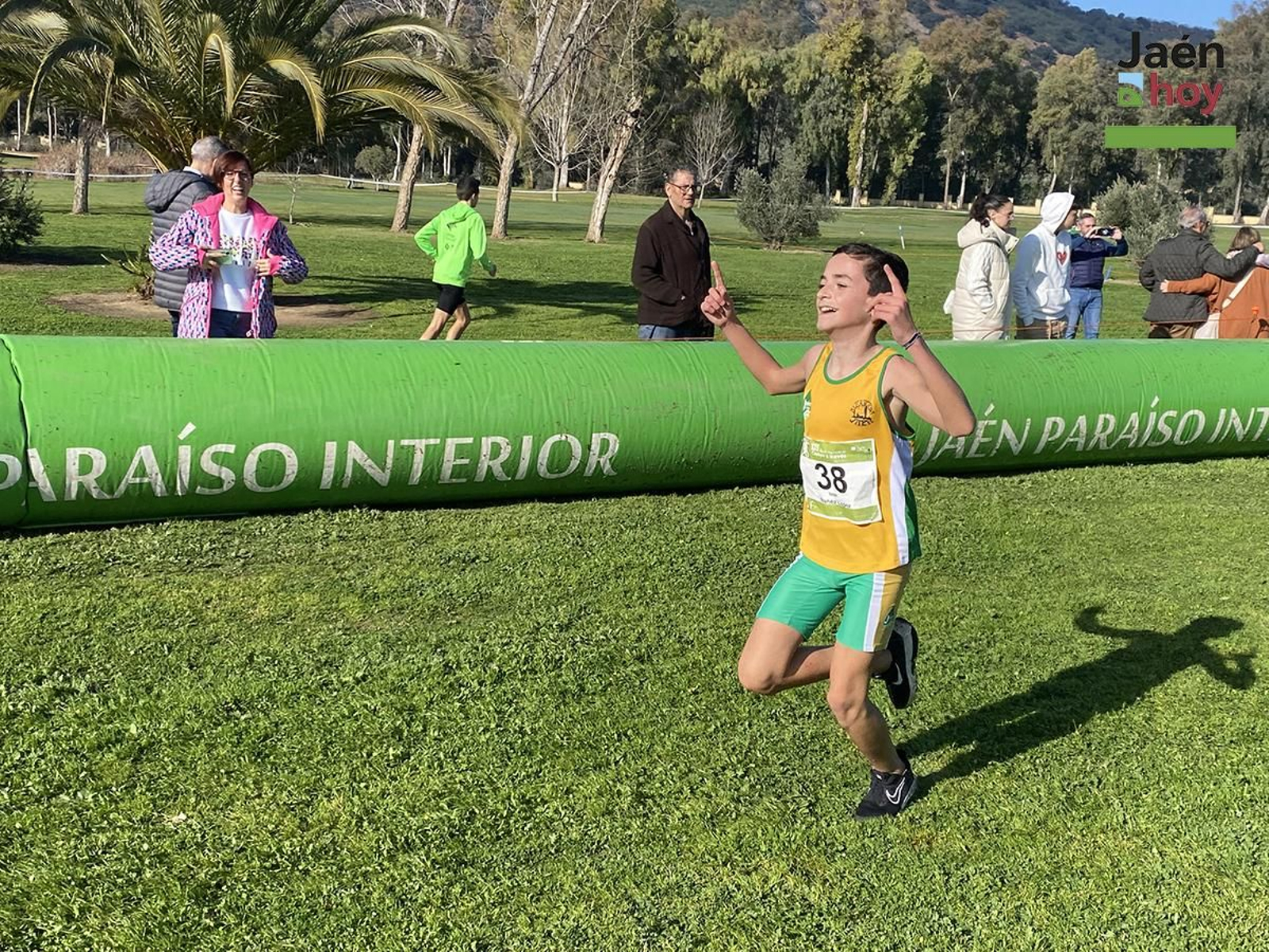La carrera de La Garza de Linares en imágenes: búscate entre los asistentes