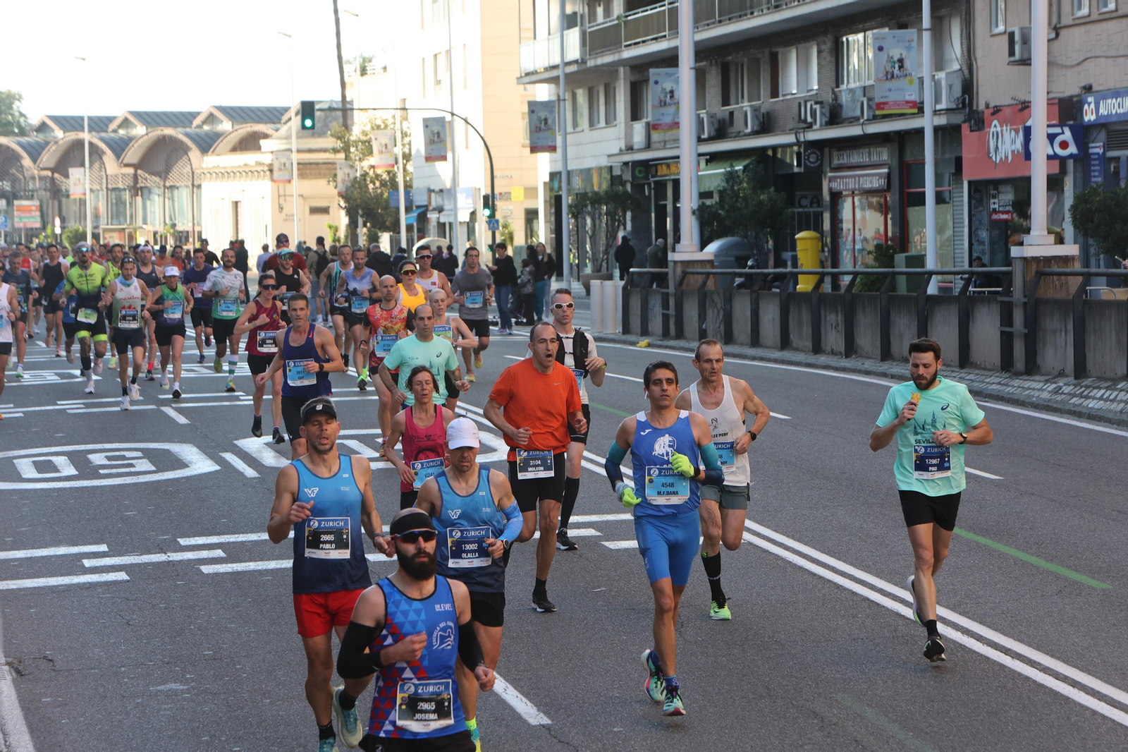 Búscate en la Zurich maratón de Sevilla