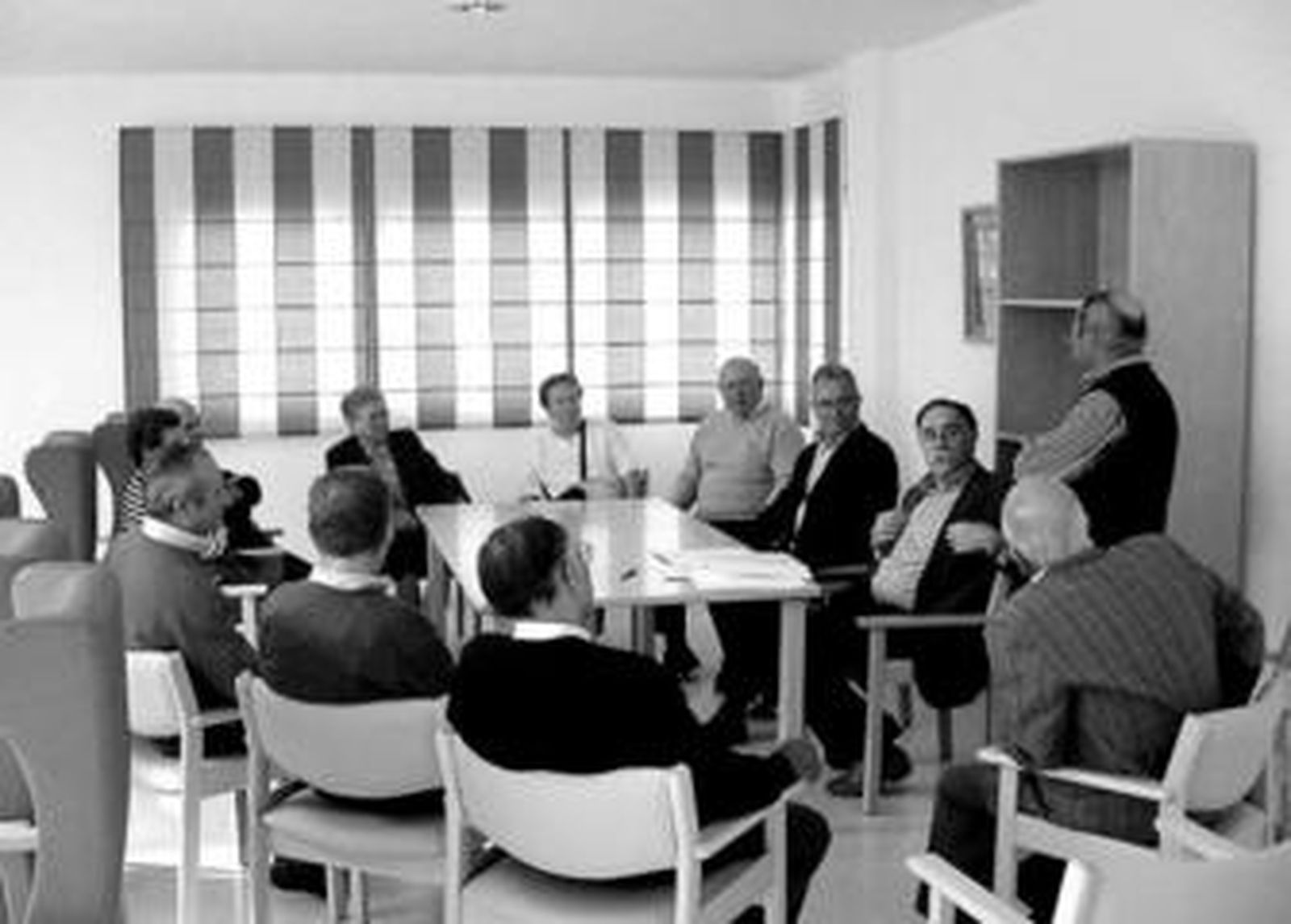 El delegado Luis López compartió momentos con parte de los usuarios de las instalaciones.