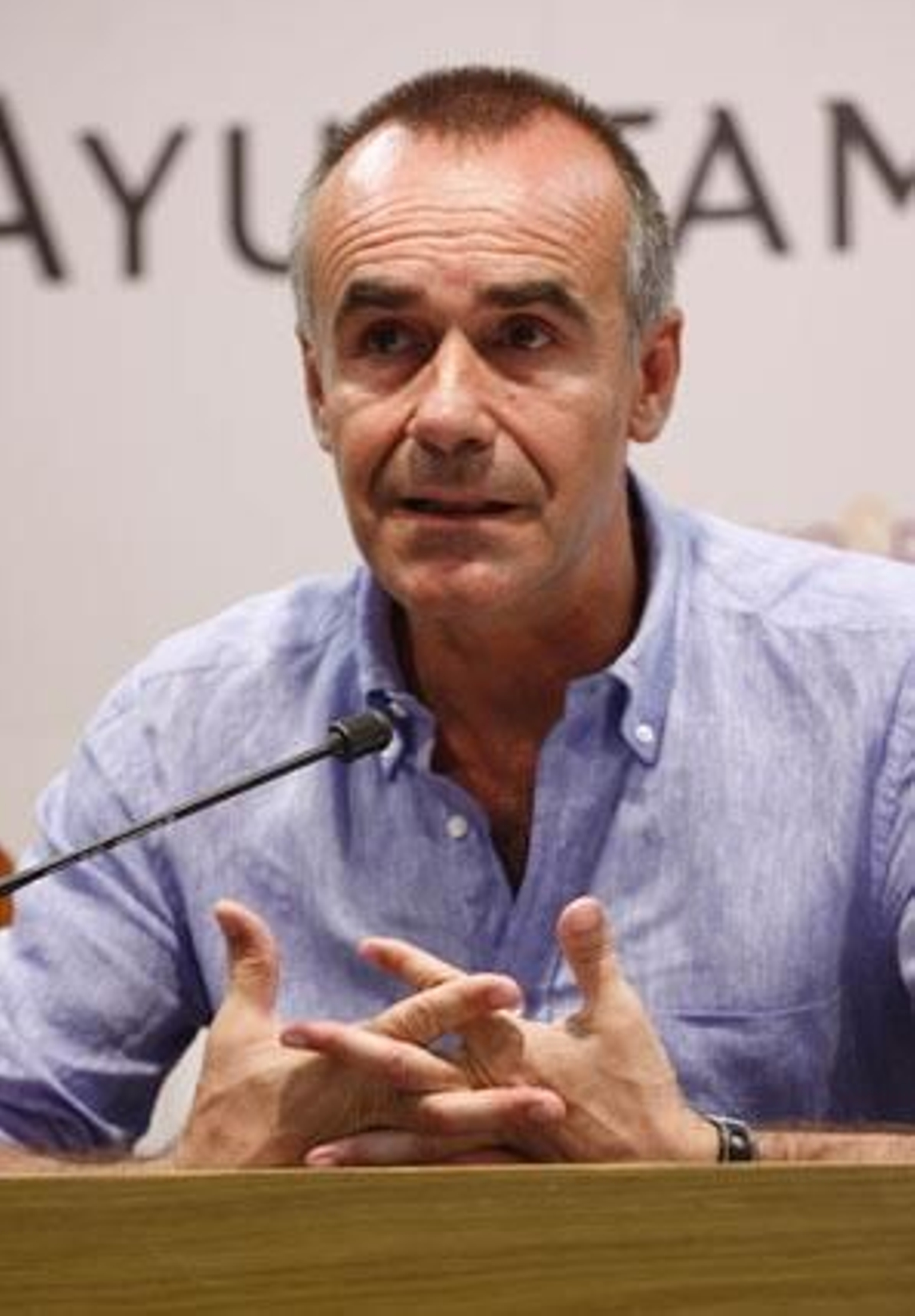 El PSOE denuncia que "el edificio presupuestario está lleno de grietas"