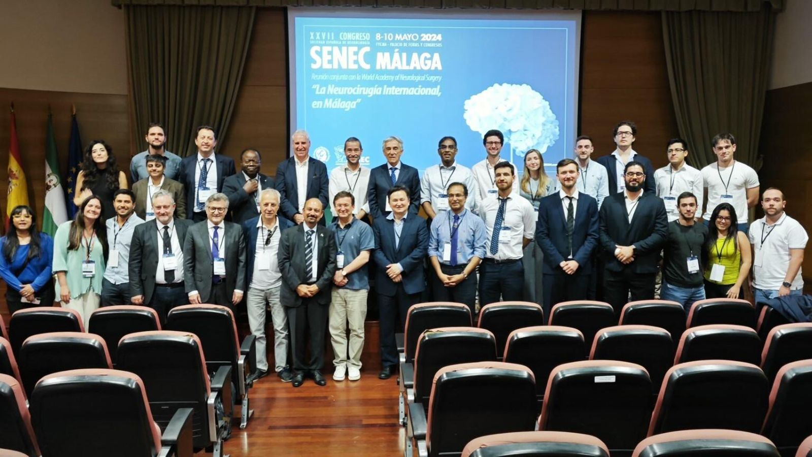 Algunos de los participantes en el XXVII congreso de la Sociedad Española de Neurocirugía (SENEC).