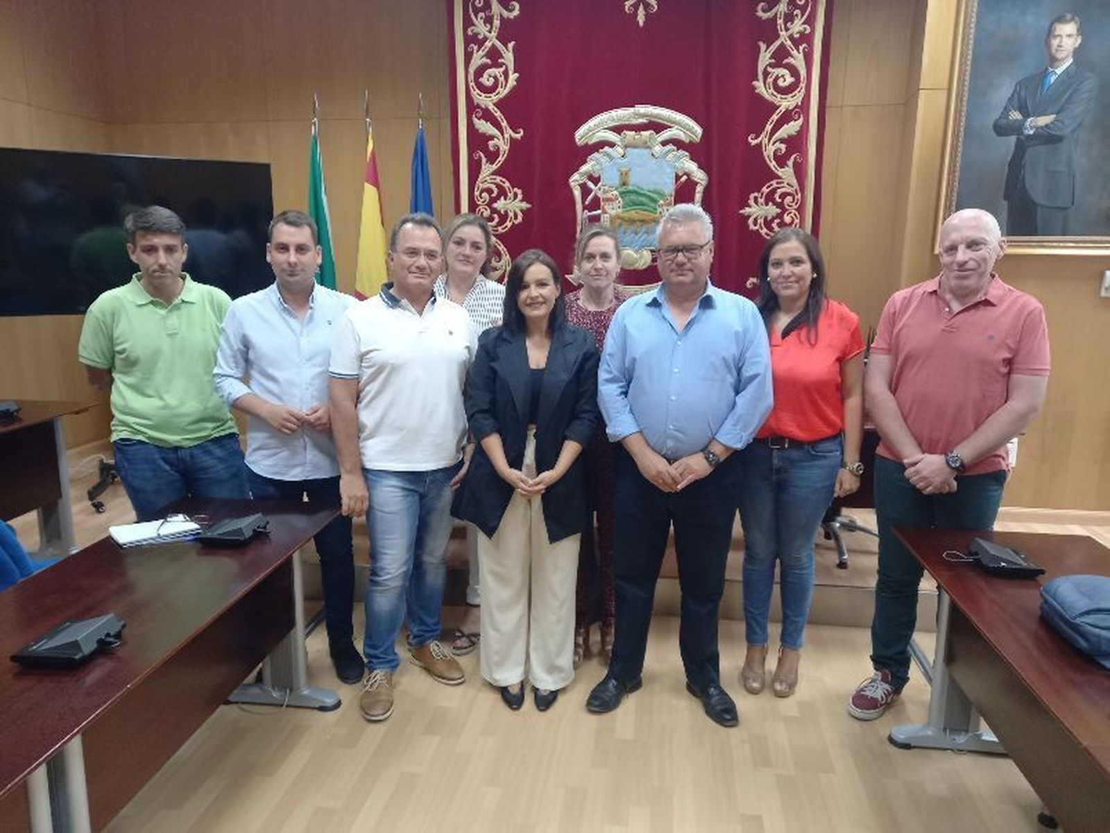 Verónica Morillo, con sus compañeros del PSOE.