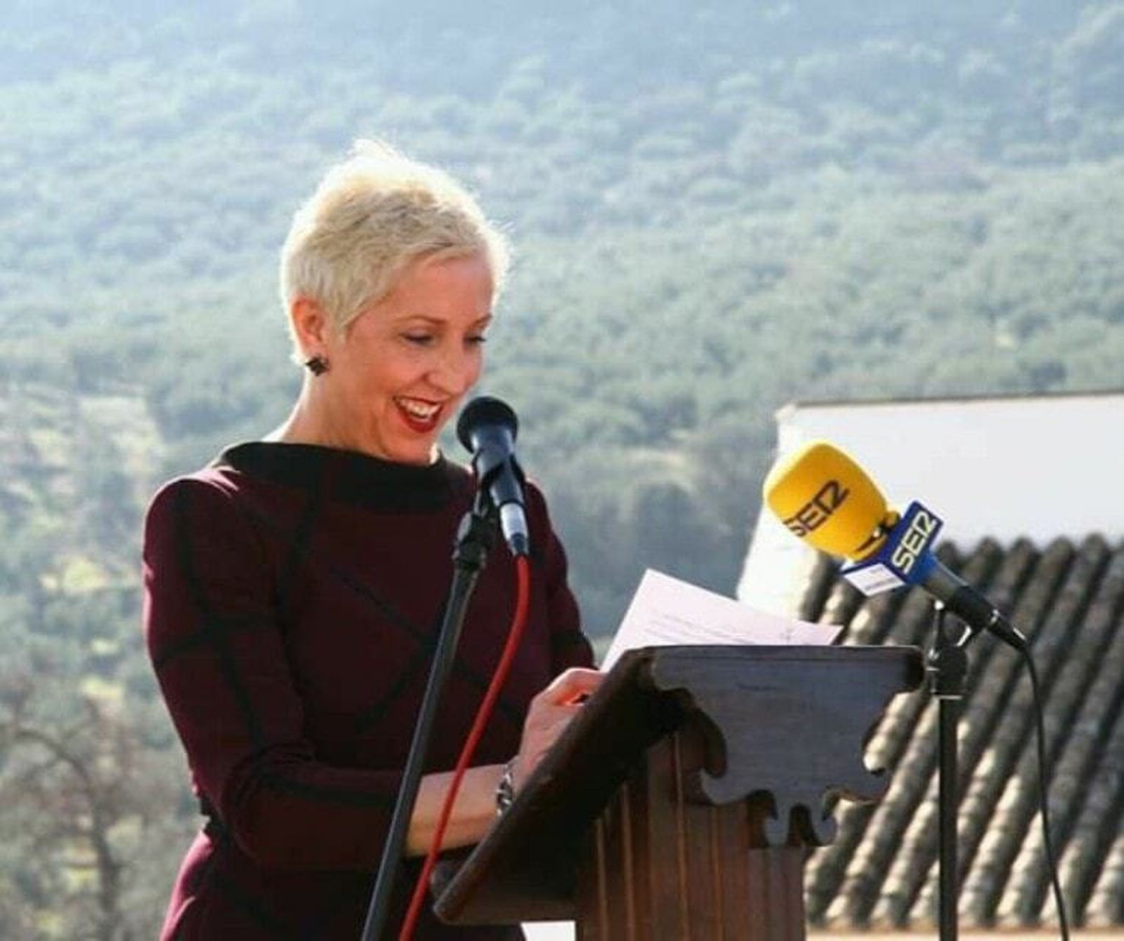 La exalcaldesa socialista de Doña Mencía Juana Baena.