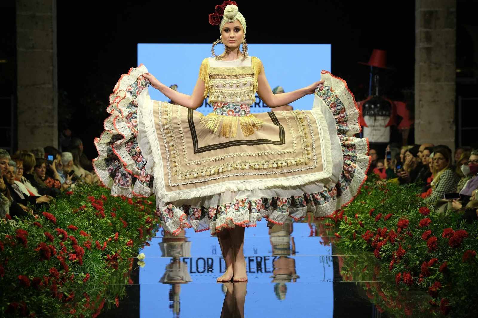 Los trajes de flamenca más bonitos de la Pasarela Flamenca Jerez 2023, todas las fotos