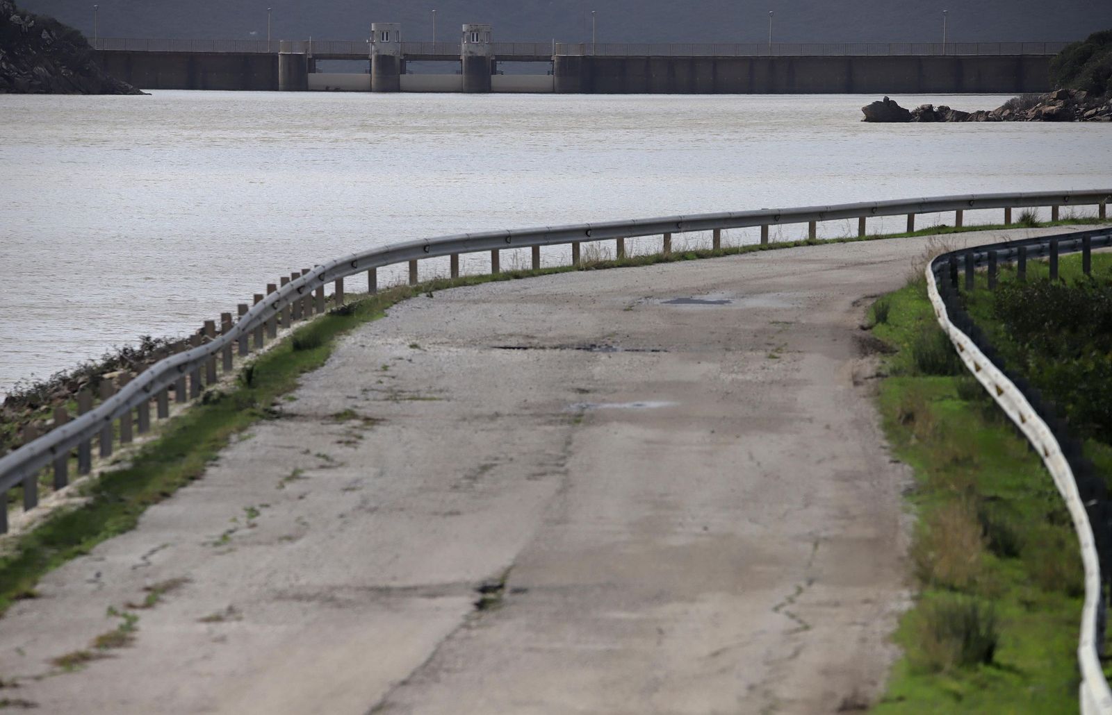 Fotos del embalse de Almodóvar en Tarifa