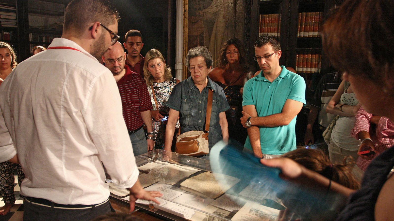 Visitantes del Hospital de la Caridad.