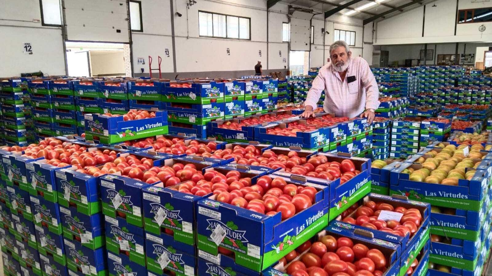 Bartolomé Ramírez asume la presidencia de esta cooperativa agrícola que desde hace ya 24 años Bartolomé Ramírez asume la presidencia de esta cooperativa agrícola que desde hace ya 24 años