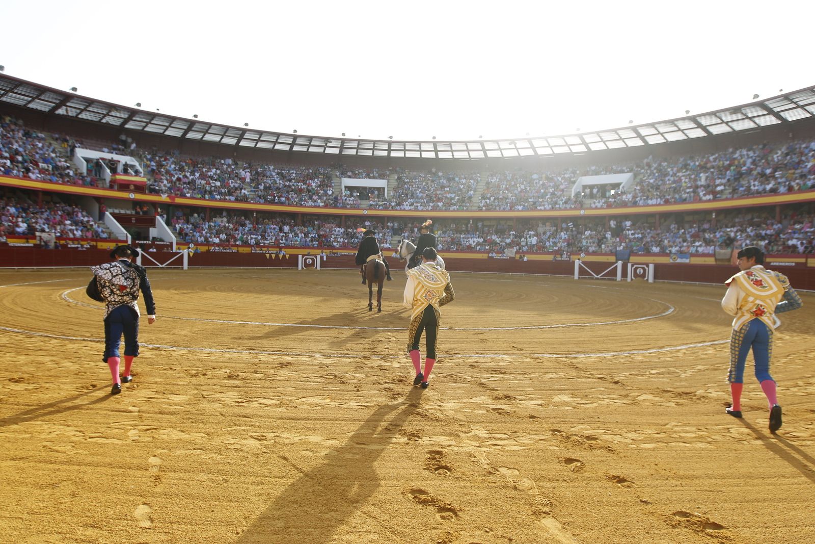 Fotogalería corrida toros Feria Santa Ana-Roquetas de Mar-El Juli-Perera-Aguado