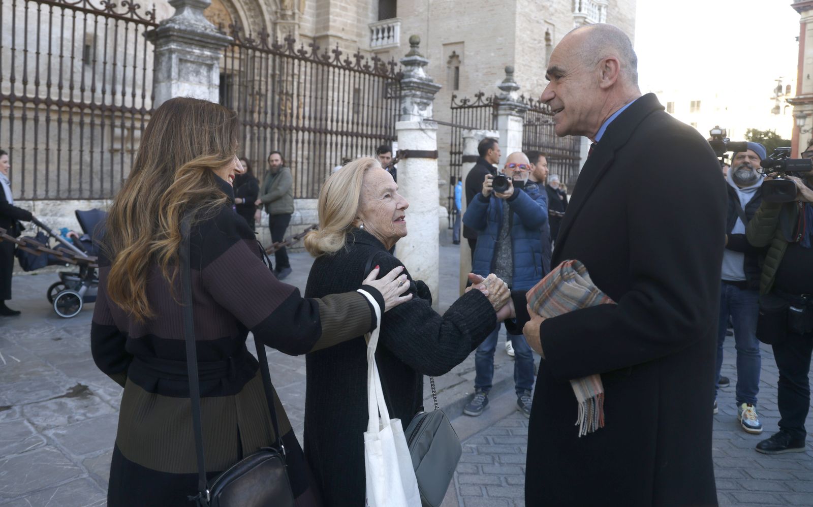 Ofrenda floral por el 25 aniversario del asesinato de Alberto y Ascen, todas las imágenes