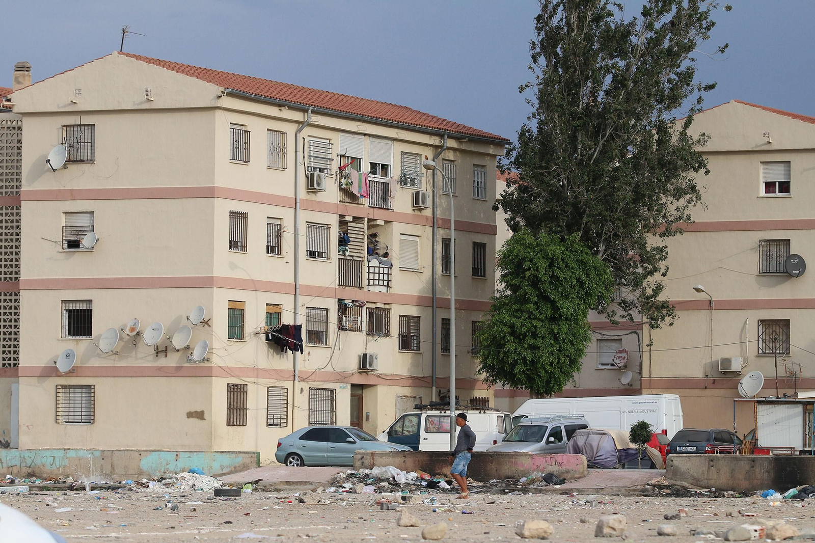 Las imágenes de la basura producida por el mercadillo de El Puche