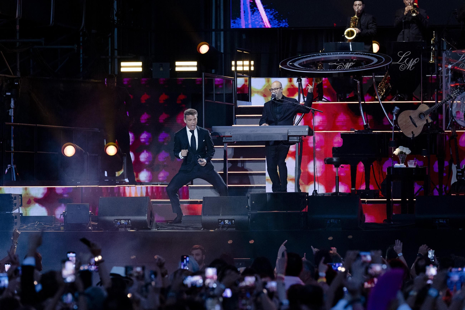 Las imágenes del concierto de Luis Miguel en el Concert Music Las imágenes del concierto de Luis Miguel en el Concert Music