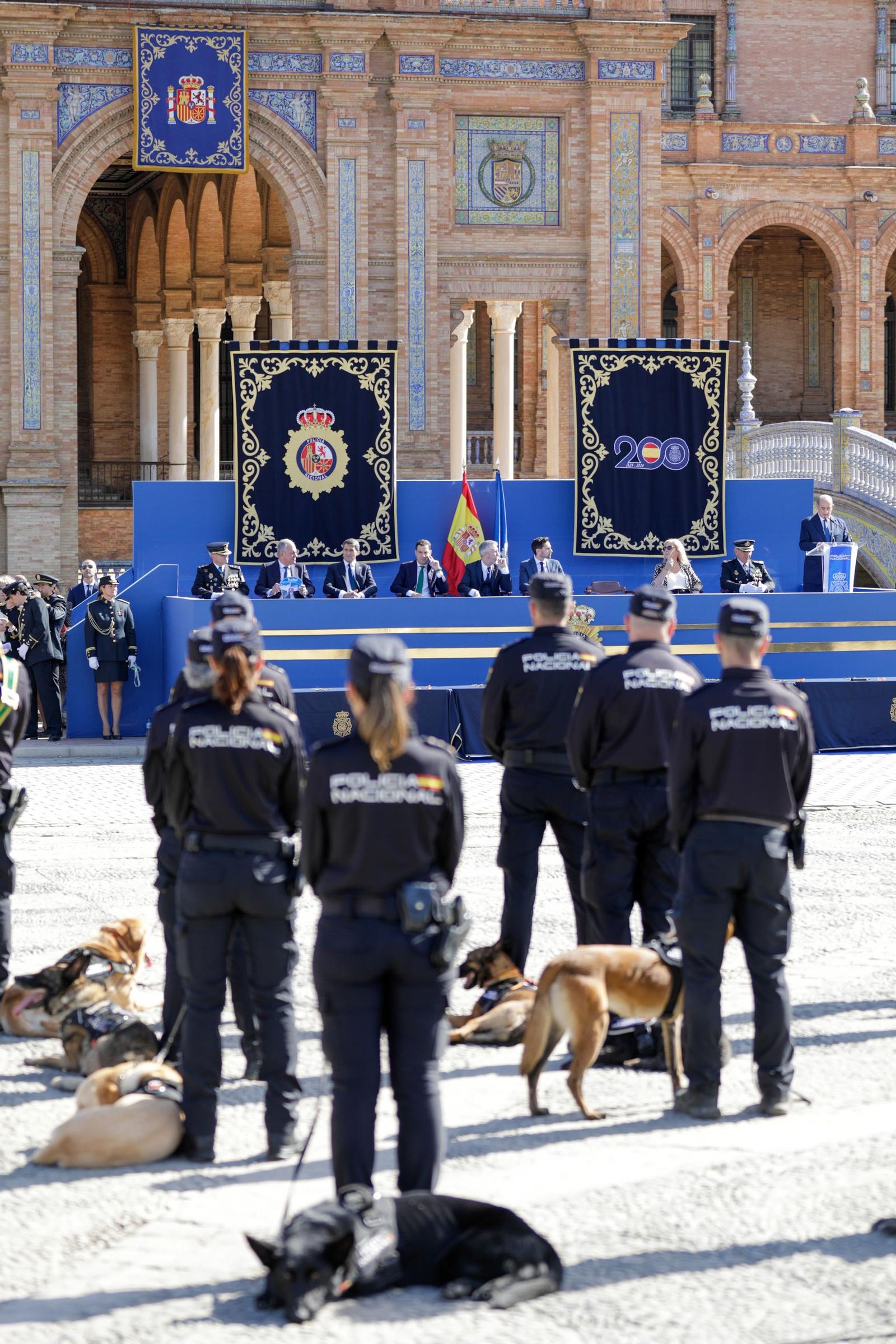 Plaza de España. Día de la Policía Nacional