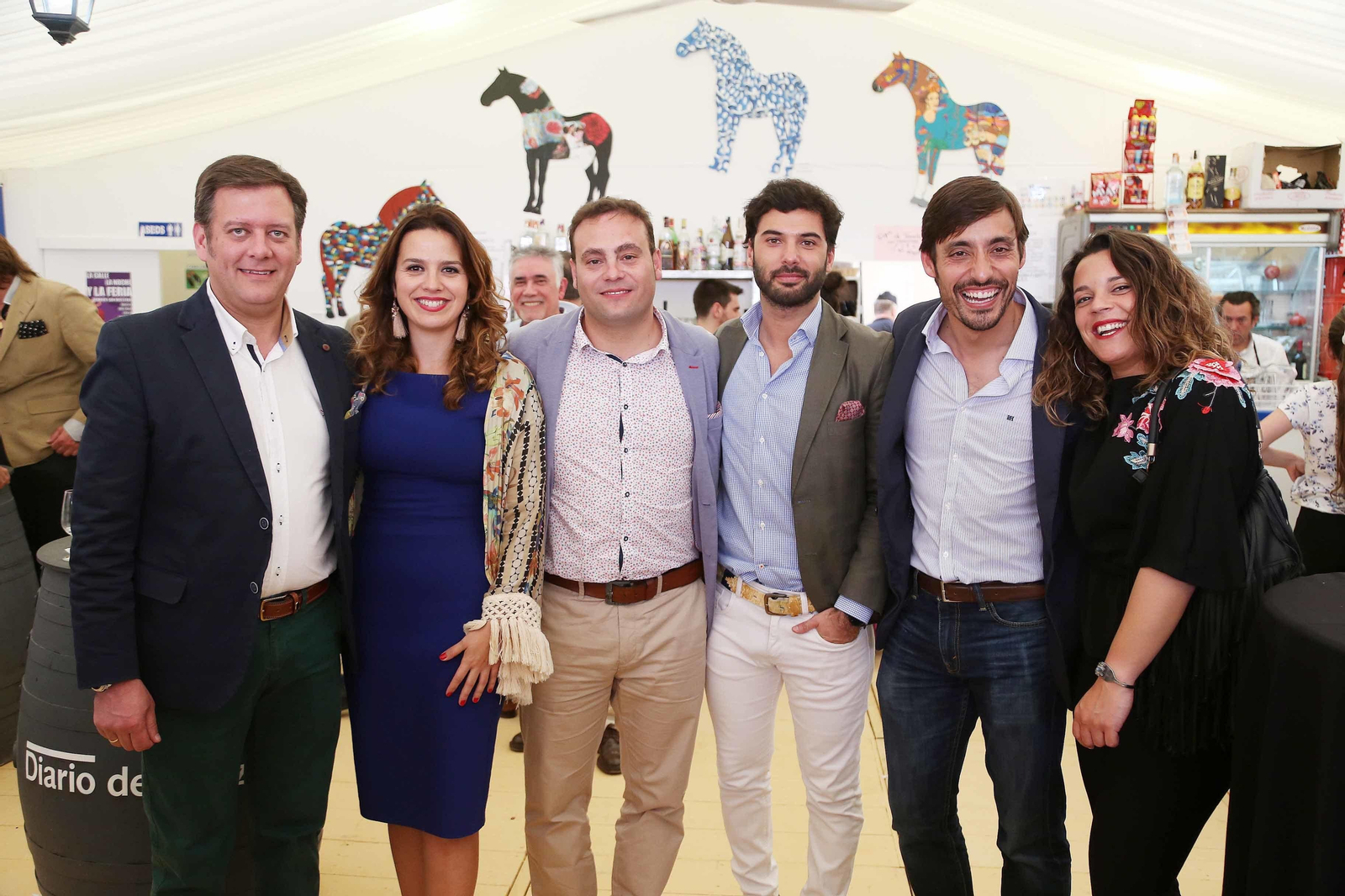 Personal de la distribuidora De 1 a 5 Estrellas.