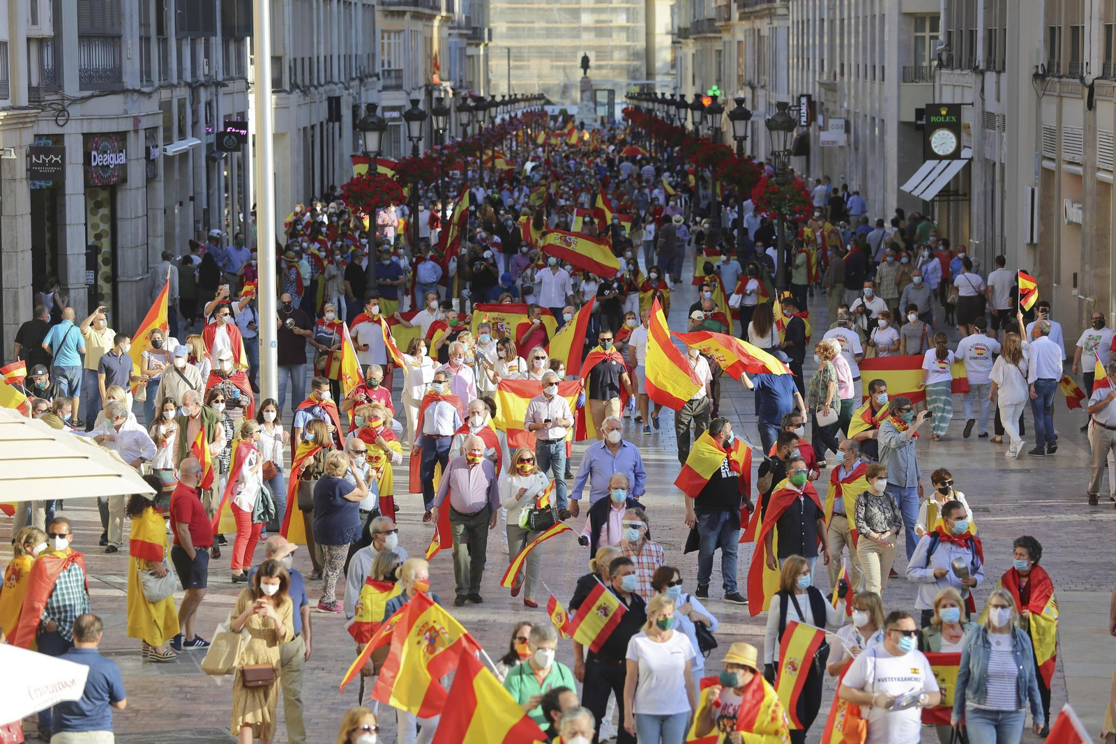 Las fotos de la cacerolada en Málaga contra el Gobierno por el coronavirus