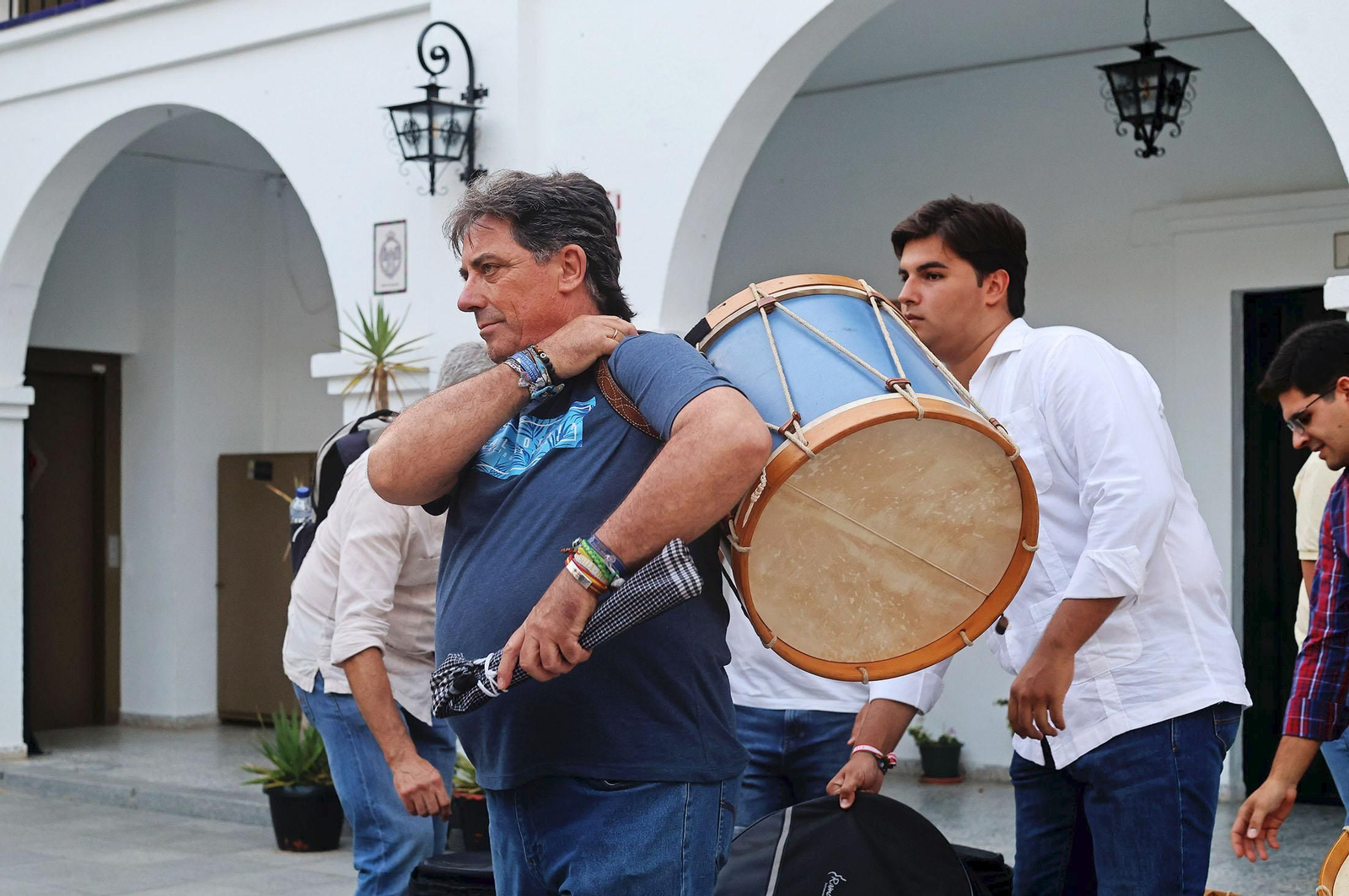 Magna de Huelva 2025: Imágenes del ensayo del grupo de tamborileros de la Hdad del Rocío de Huelva