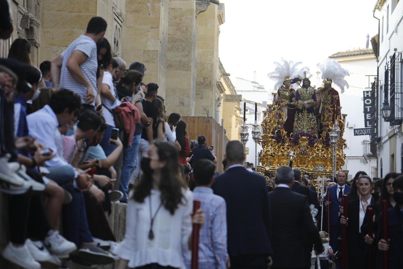 El traslado de la hermandad de la Estrella de Córdoba, en imágenes