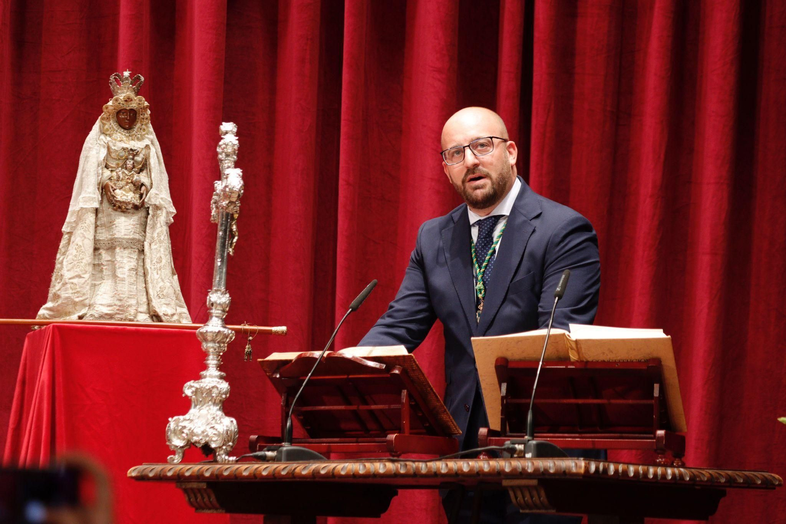 La investidura de Germán Beardo como alcalde de El Puerto, en imágenes