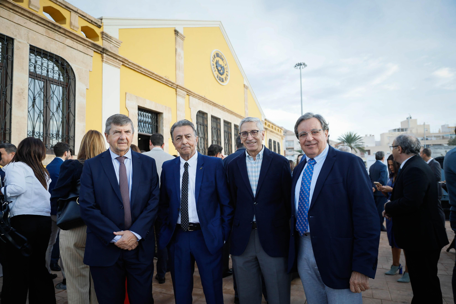 Imágenes del desayuno informativo