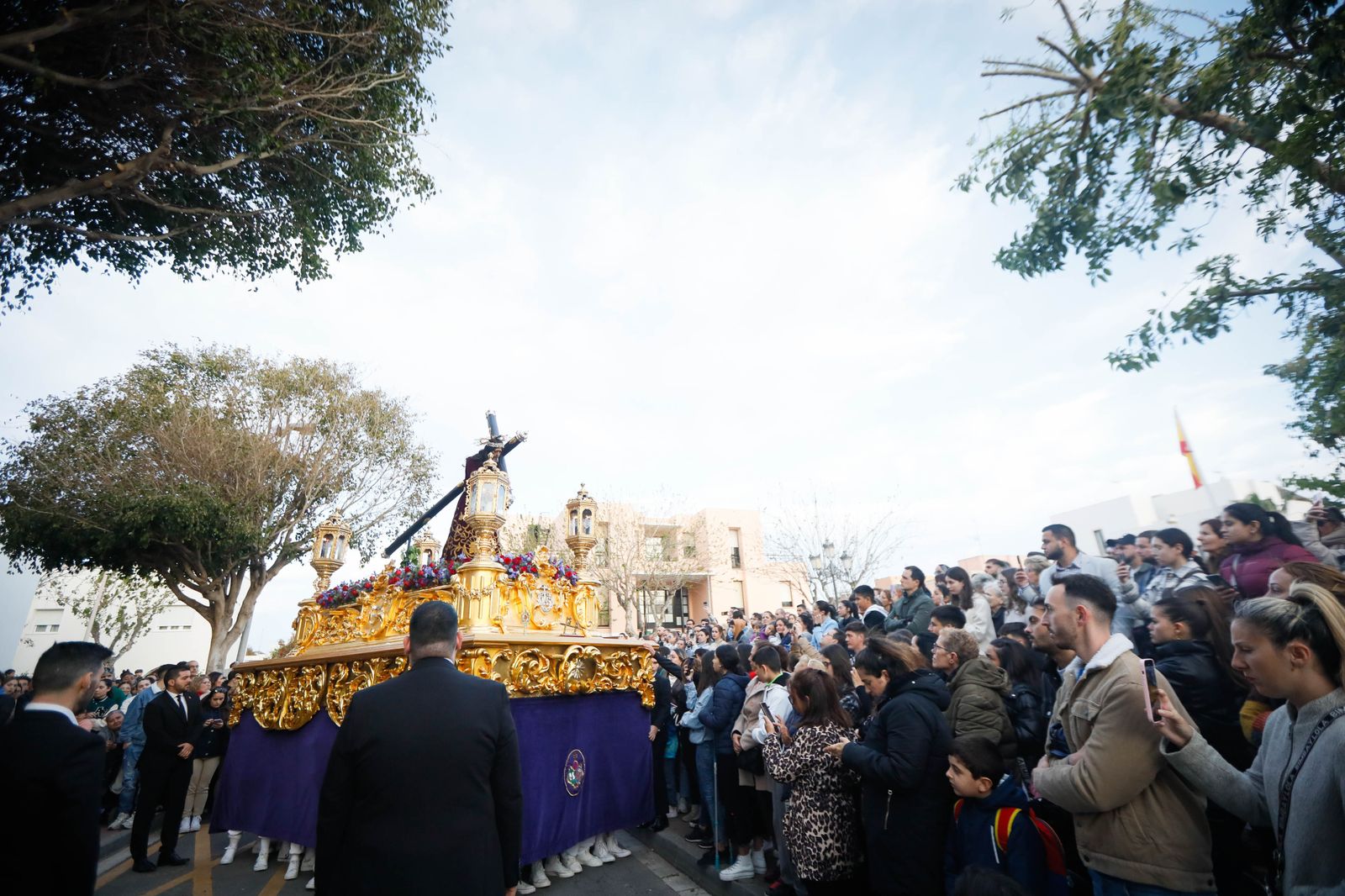 La procesión del Encuentro, en imágenes