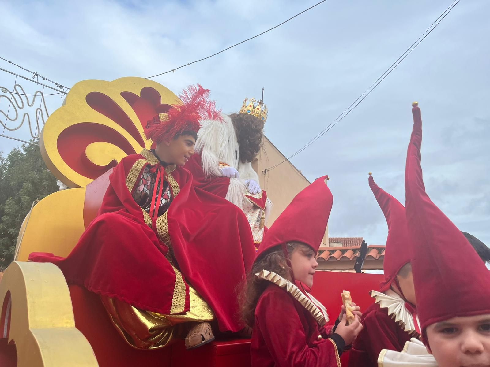 La mágica cabalgata de los Reyes Magos en Cuevas del Almanzora, en imágenes
