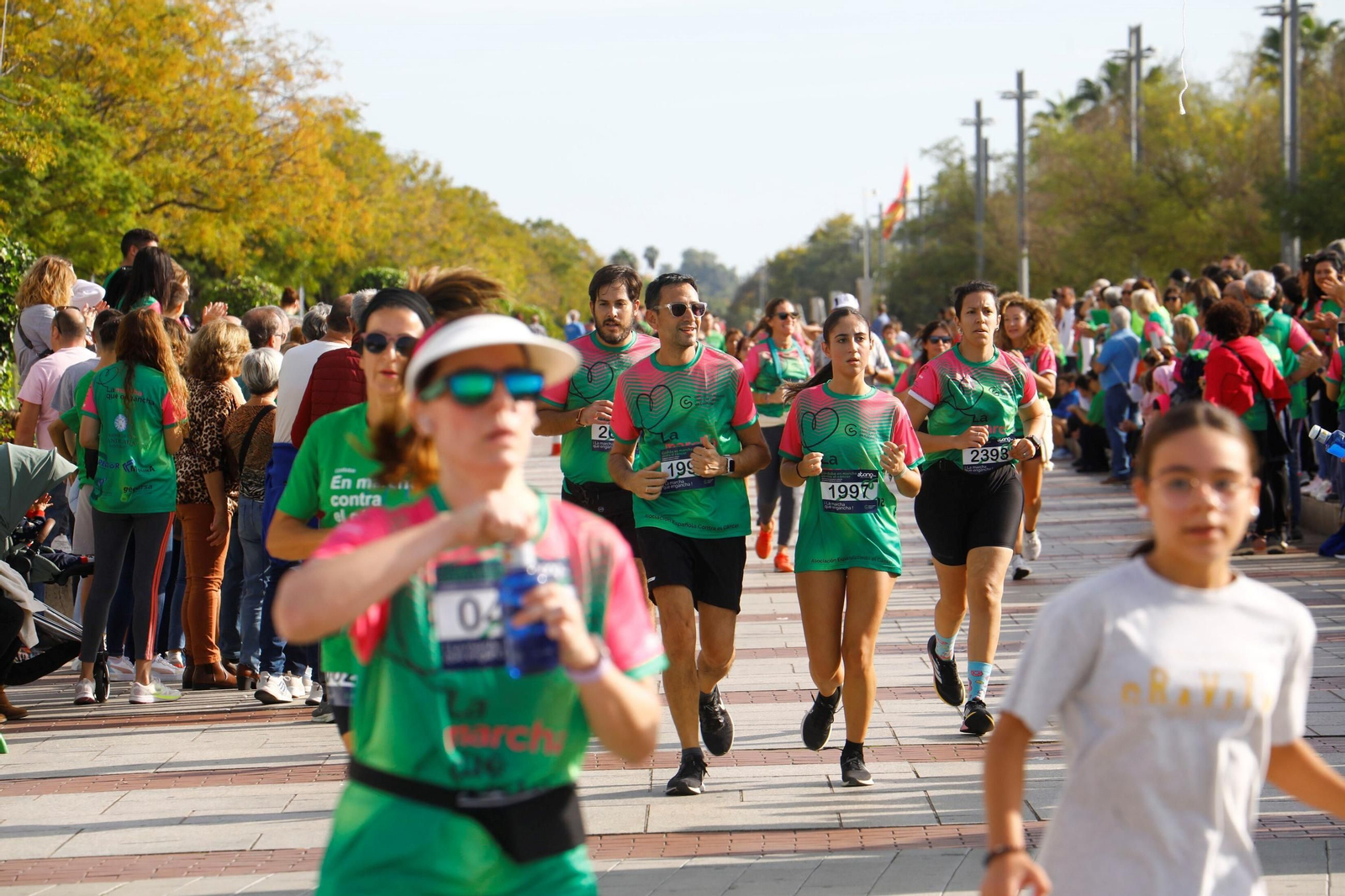 Las mejores imágenes de la Marcha contra el cáncer en Córdoba