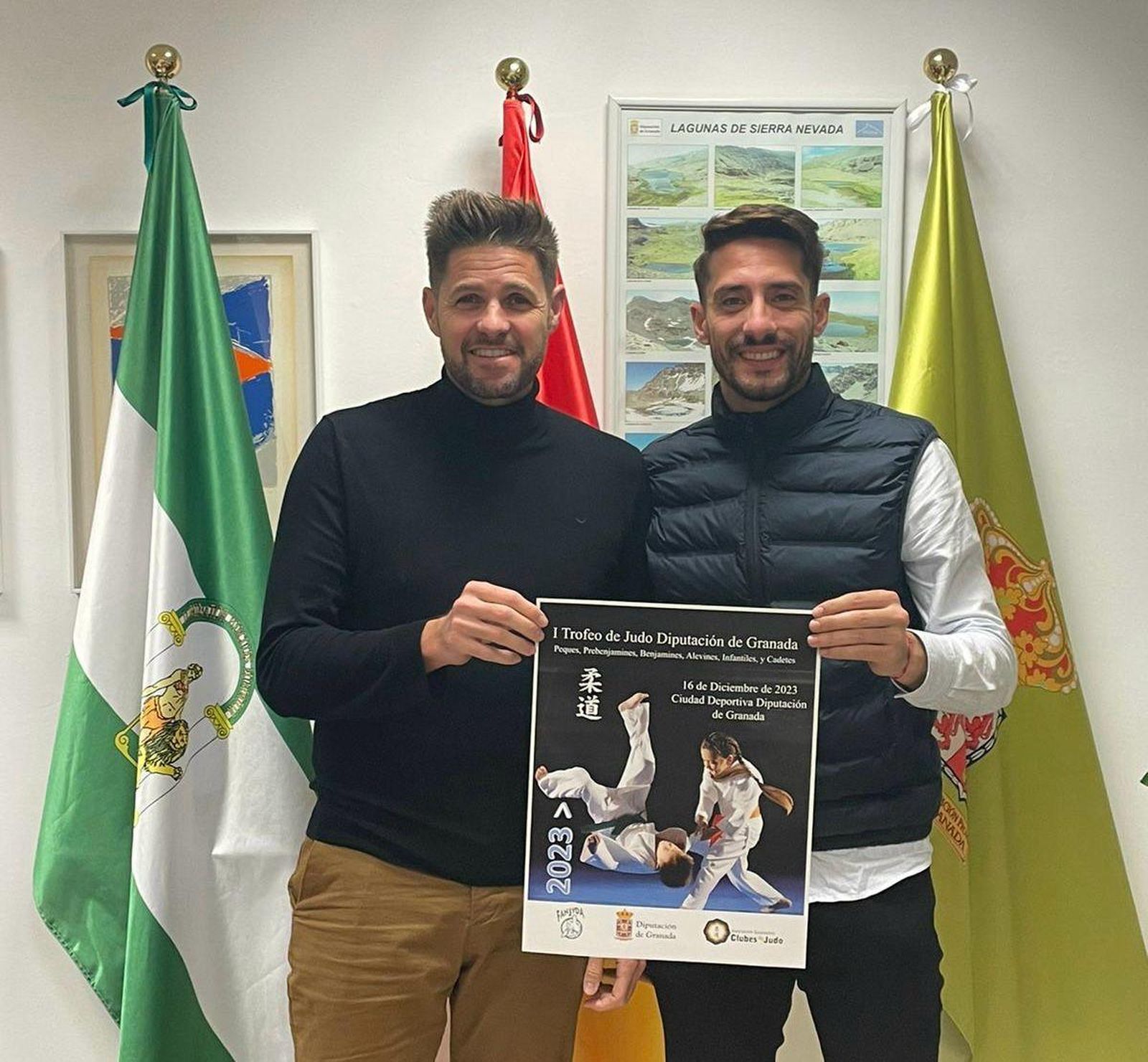 Momento de la presentación del torneo con la presencia del diputado de Deportes Eric Escobedo.