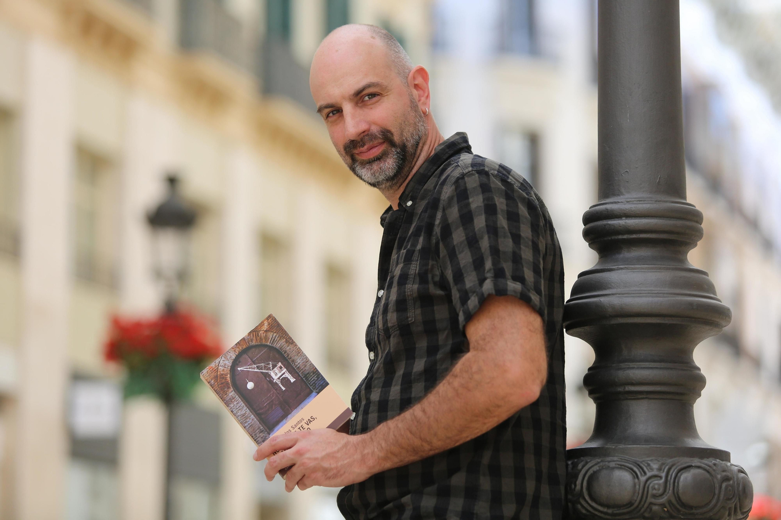 Mario de los Santos.