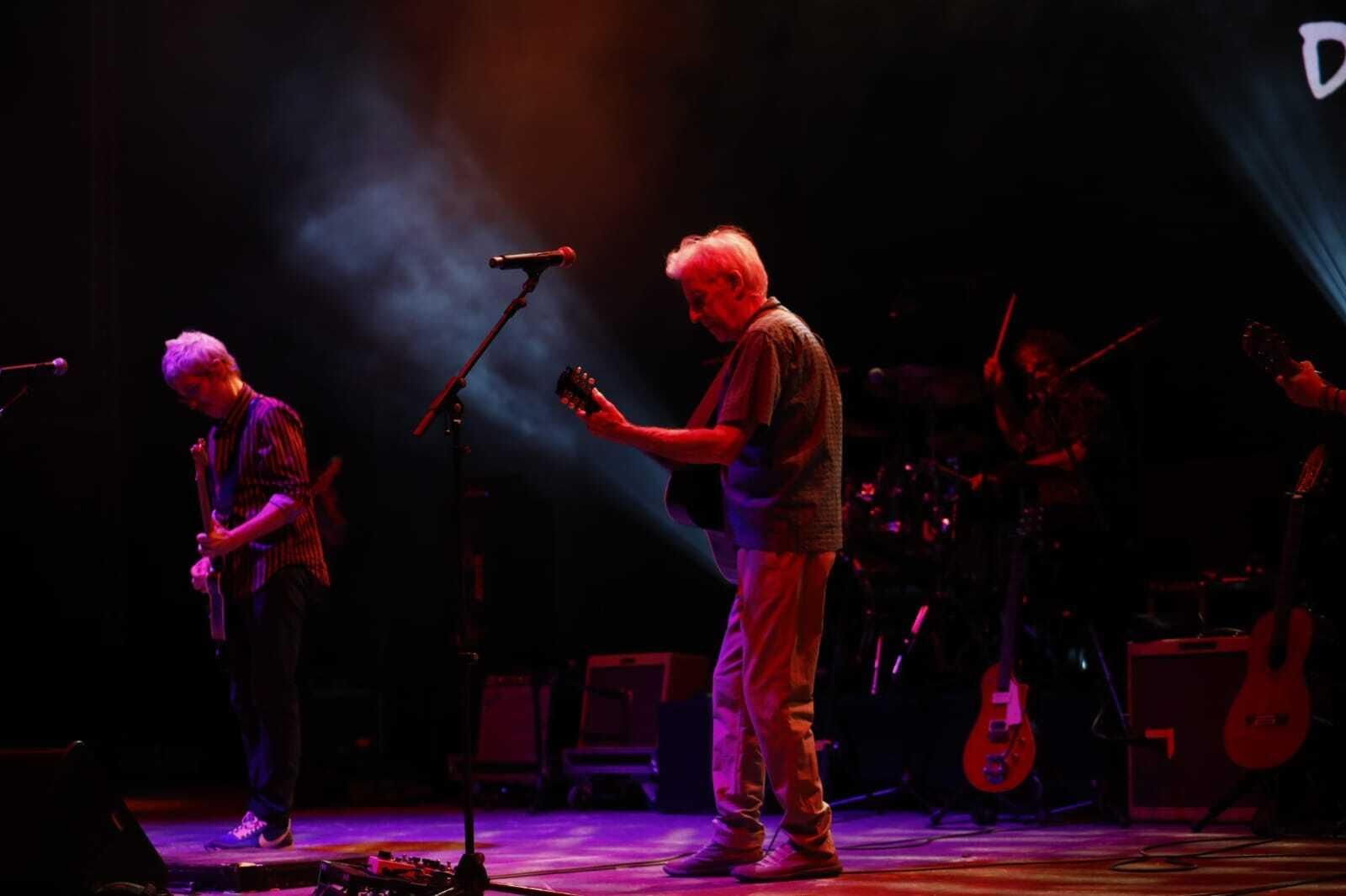 El concierto de Kiko Veneno y Ariel Rot en el Festival de la Guitarra de Córdoba, en imágenes