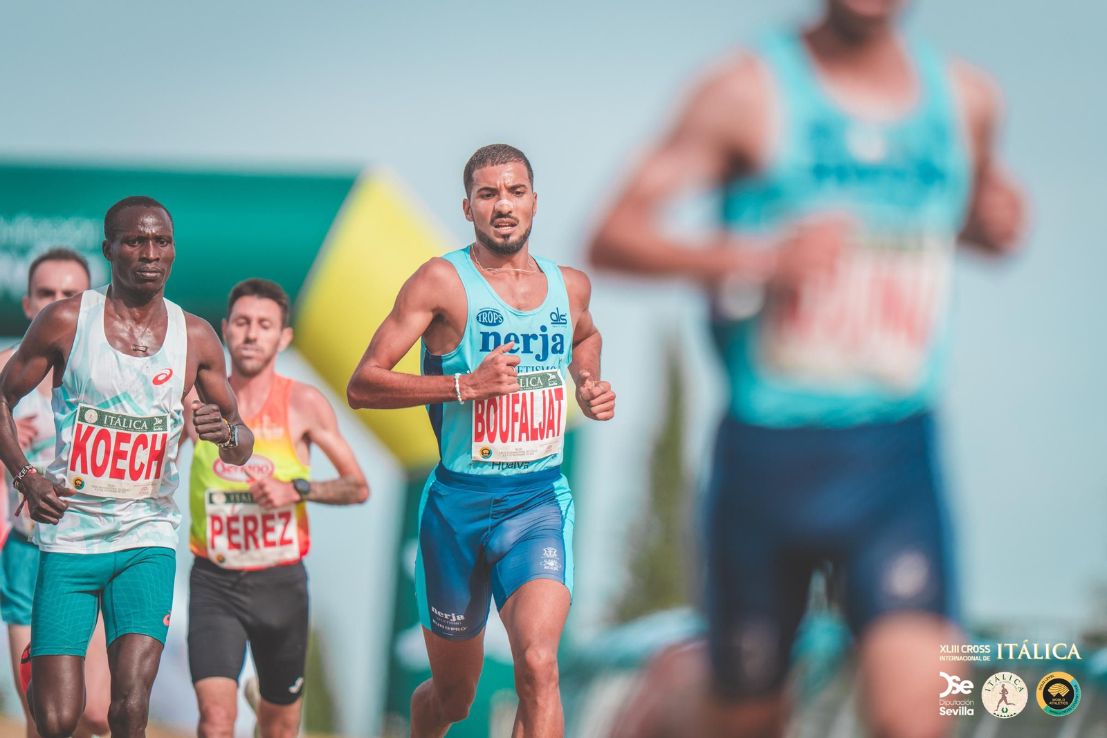 Búscate en las fotos del Cross de Itálica 2025 | 12