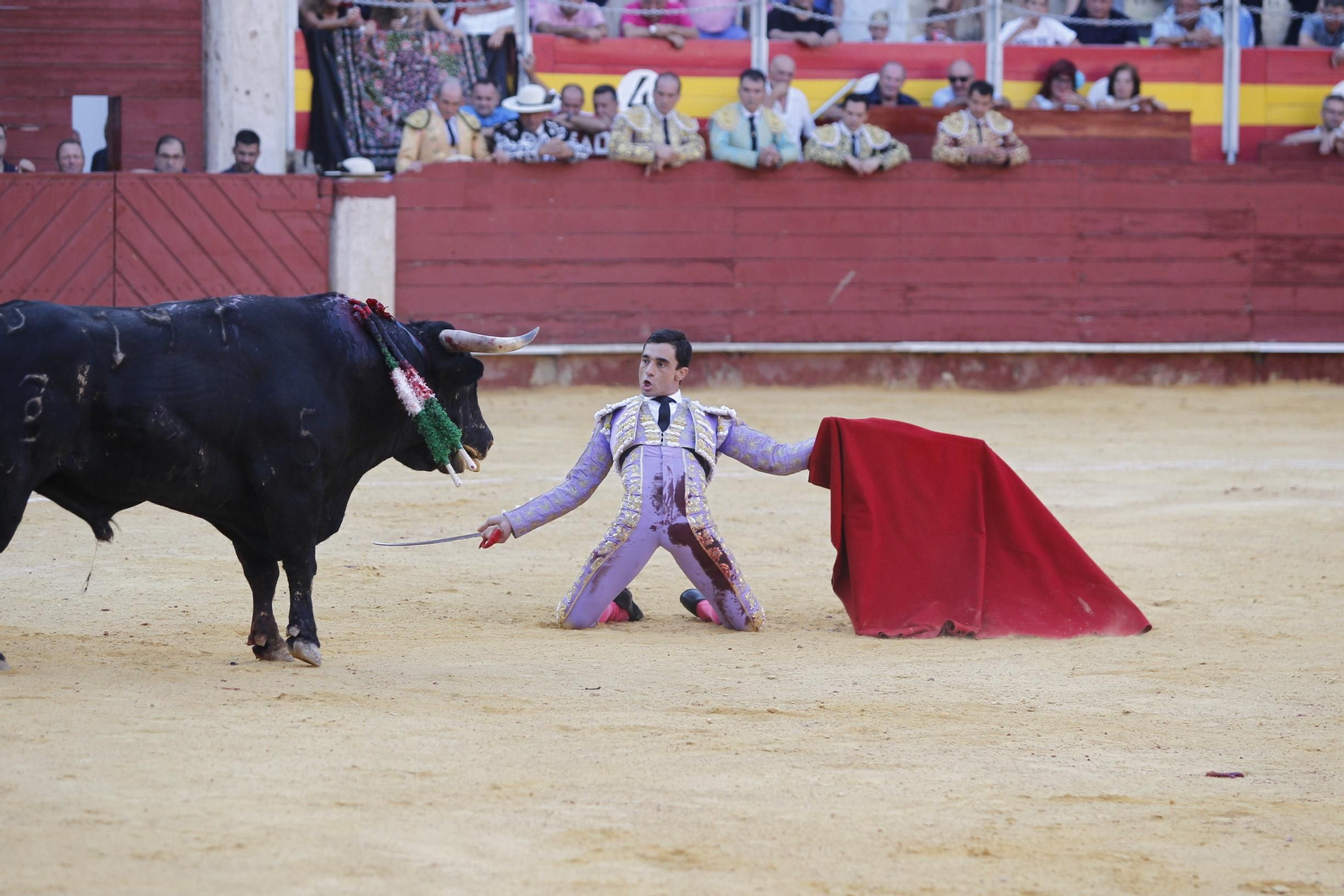 Fotogalería segunda corrida de toros. Feria de Almeria 2019