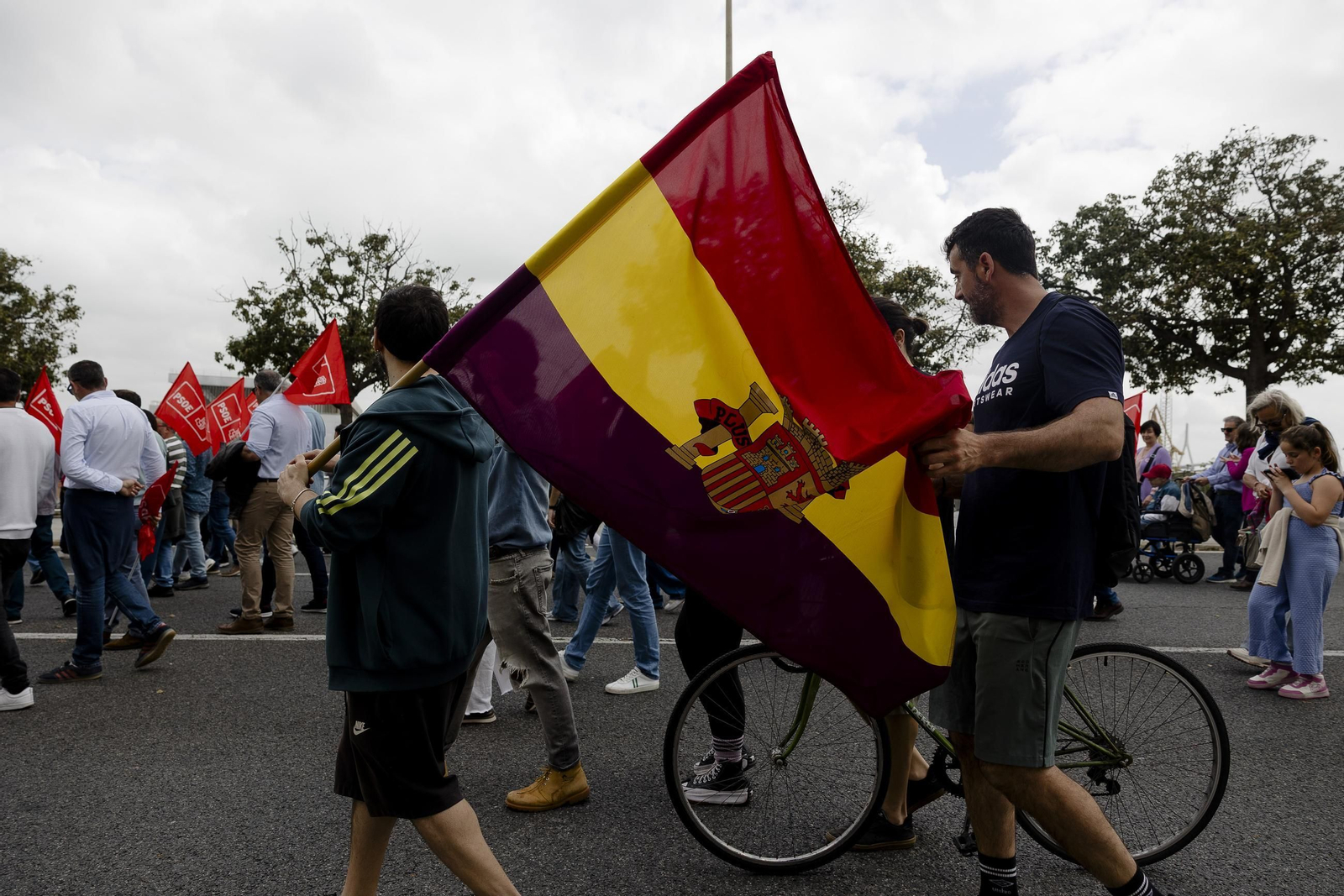 Imágenes de la manifestación del 1 de Mayo en Cádiz