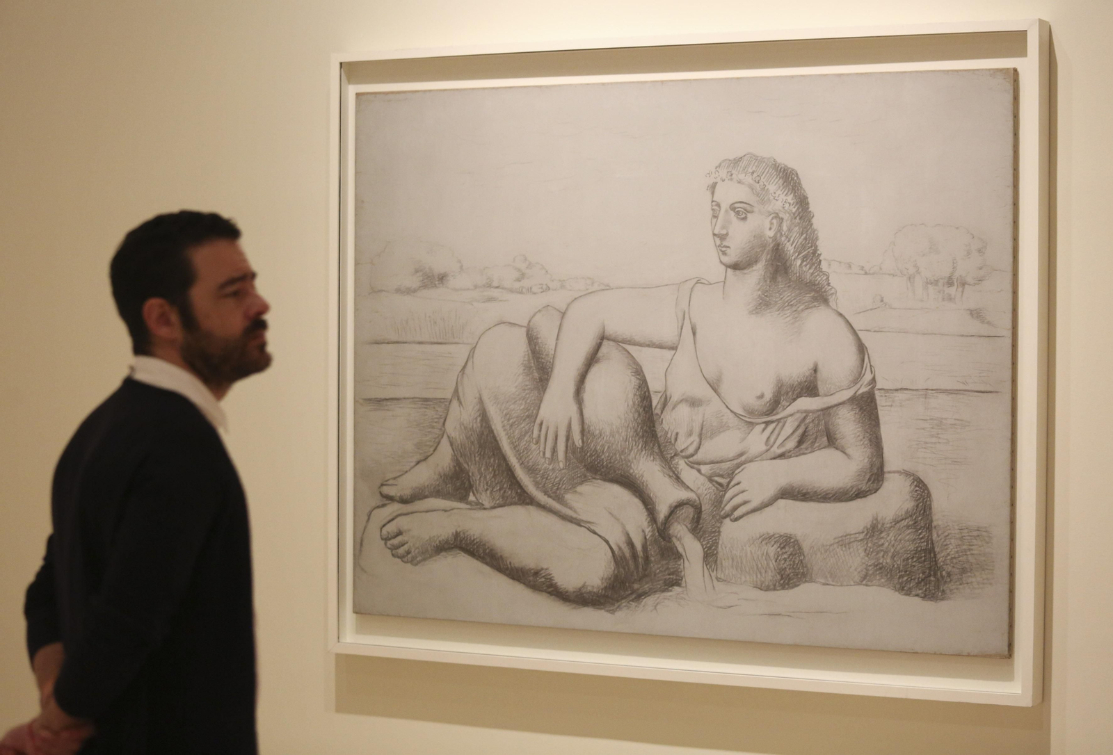 Las imágenes de la exposición 'Olga Picasso' en el Museo Picasso Málaga