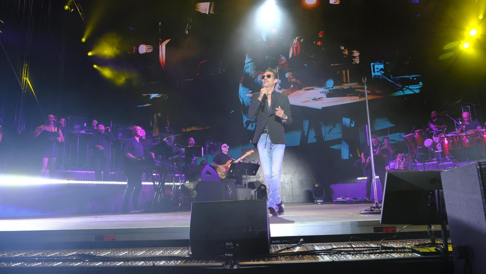 Concierto de Marc Anthony en Roquetas, en imágenes