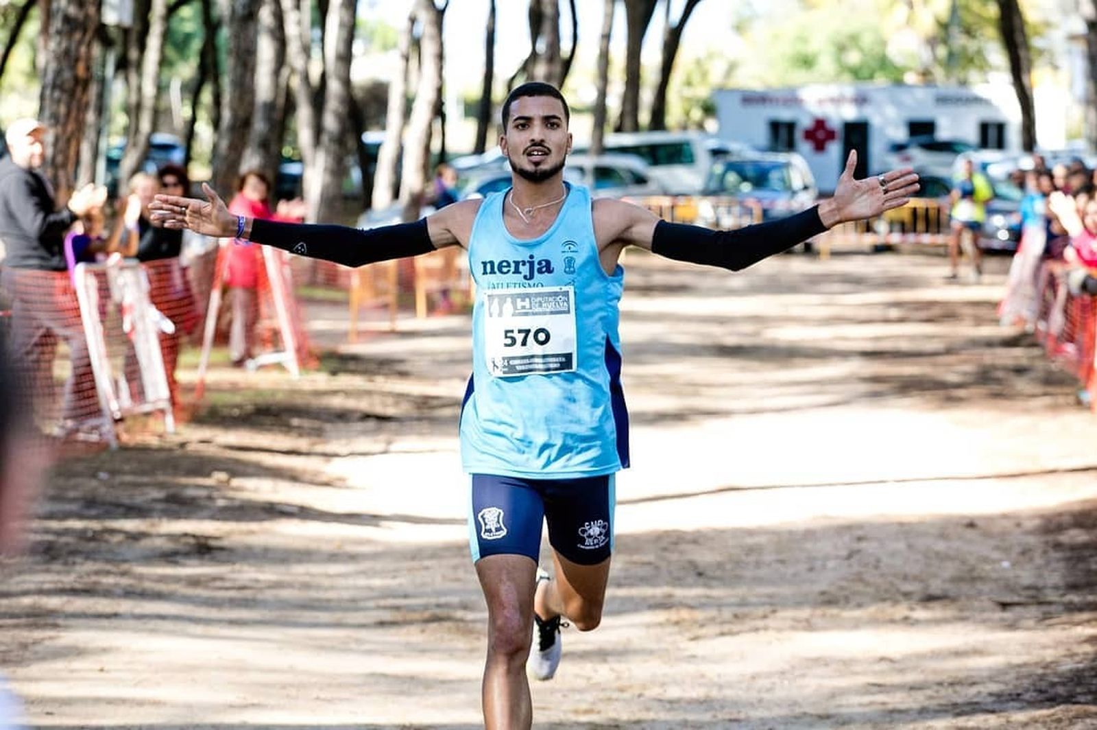 Zakaria no estará en el Europeo; se lo ganó deportivamente, pero la burocracia se lo impide.