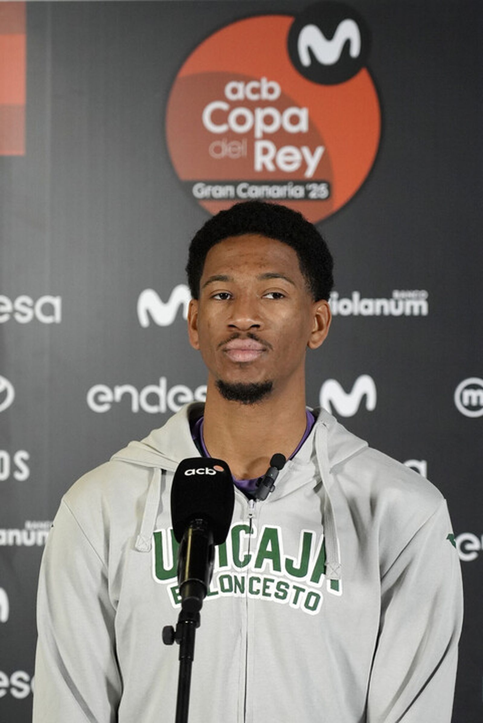 El Unicaja prueba el Gran Canaria Arena