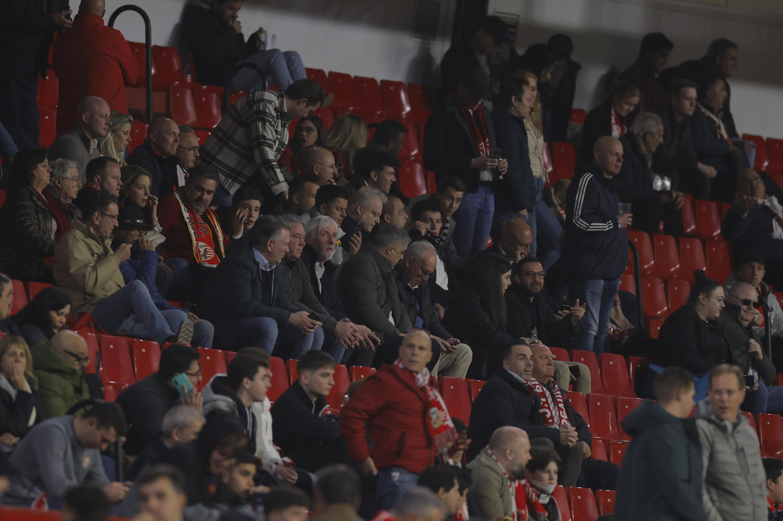 Búscate en las fotos del SEVILLA FC-PSV EINDHOVEN